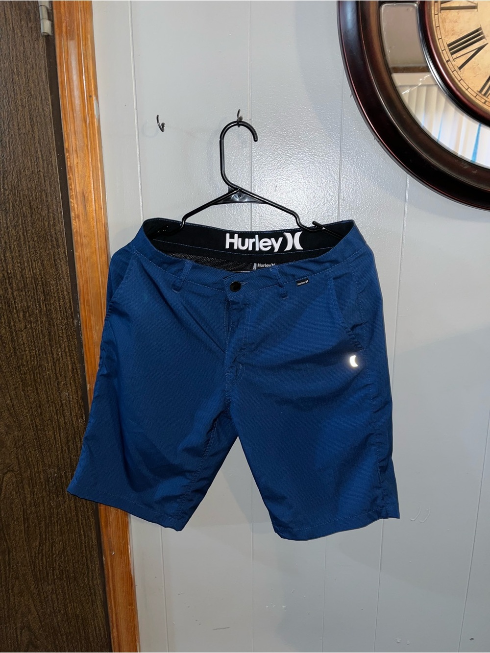 Hurley Men's Dark Blue Performance Hybrid Shorts size 30